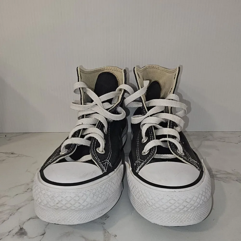 Converse Chuck Taylor All Star Lift Platform Kids Size 3.5 Sneaker Black 272855F